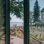 Salve Bed and Breakfast 4*