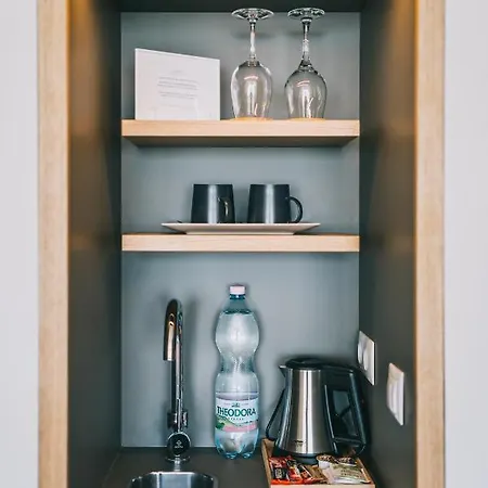 Salve ベッド・アンド・ブレックファスト バダチョニトマイ