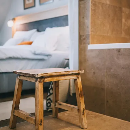 Salve Bed & Breakfast *